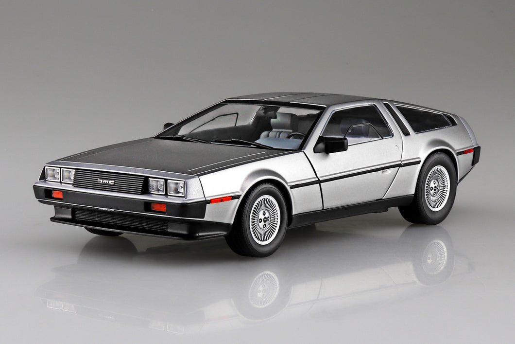 1/24 '82 DeLorean DMC-12