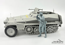 1/16  WWII German Field Commander. Resin