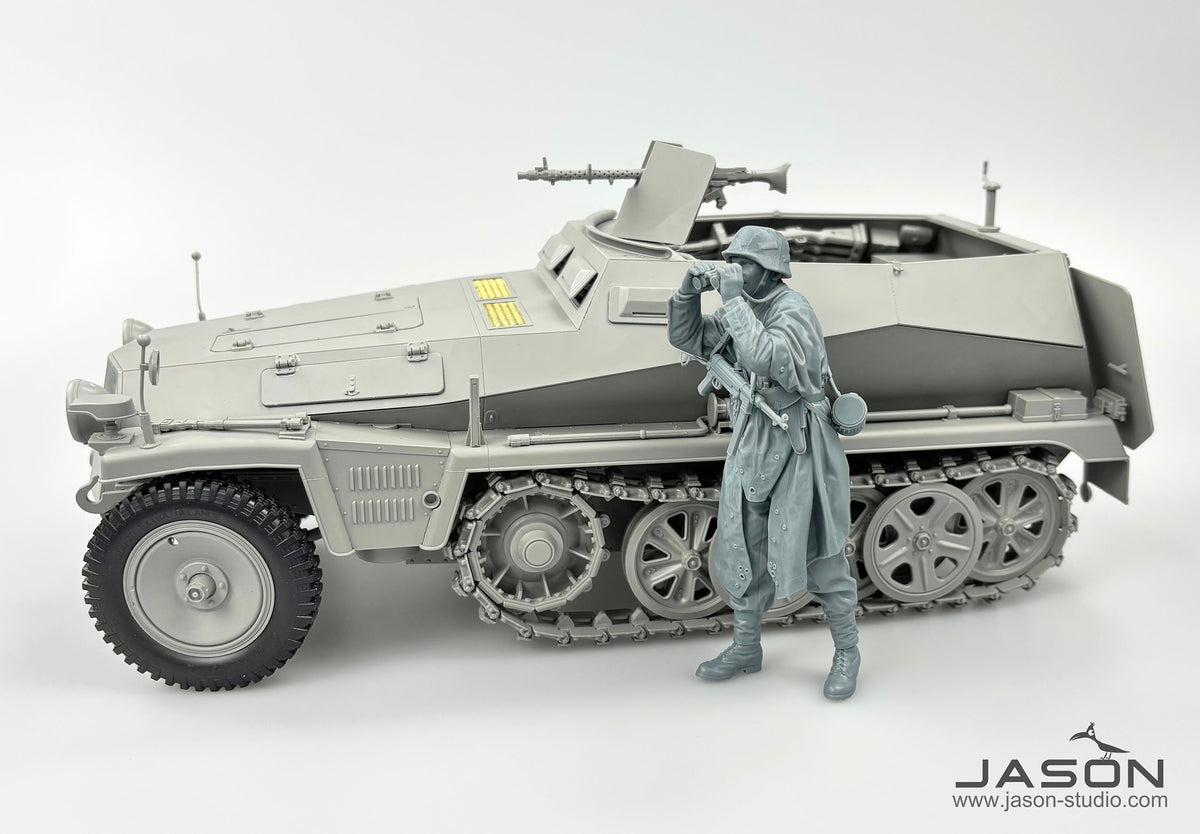 1/16  WWII German Field Commander. Resin - Hobby Sense