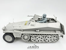 1/16 WWII German Infantryman. Resin