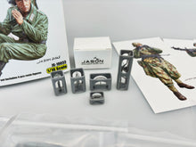 1/16 German Sd.Kfz. 250/1 Ausf.A Halftrack Crew. Resin