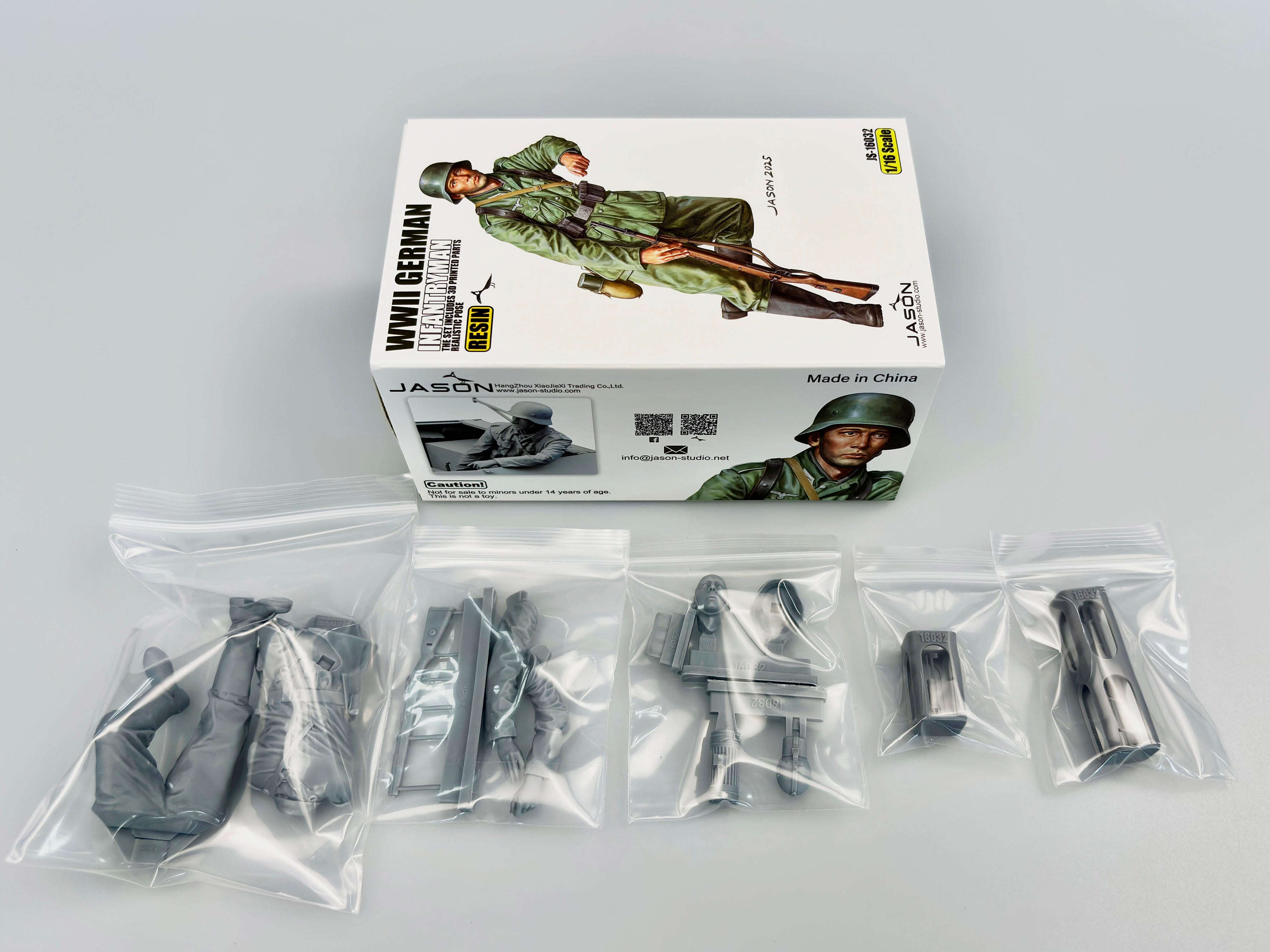 1/16 WWII German Infantryman. Resin - Hobby Sense