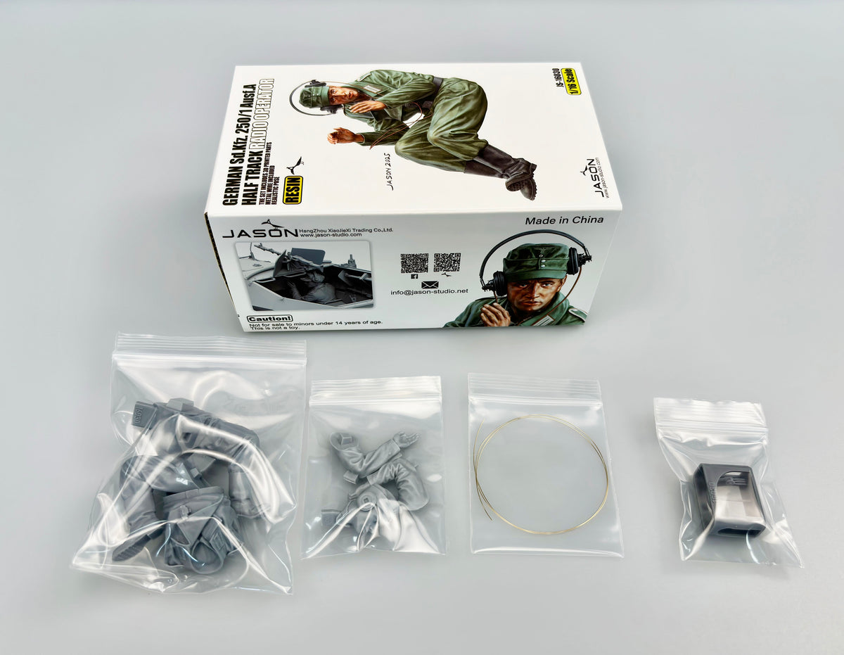 1/16 German Sd.Kfz. 250/1 Ausf.A Half Track Radio Operator, Resin - Hobby Sense