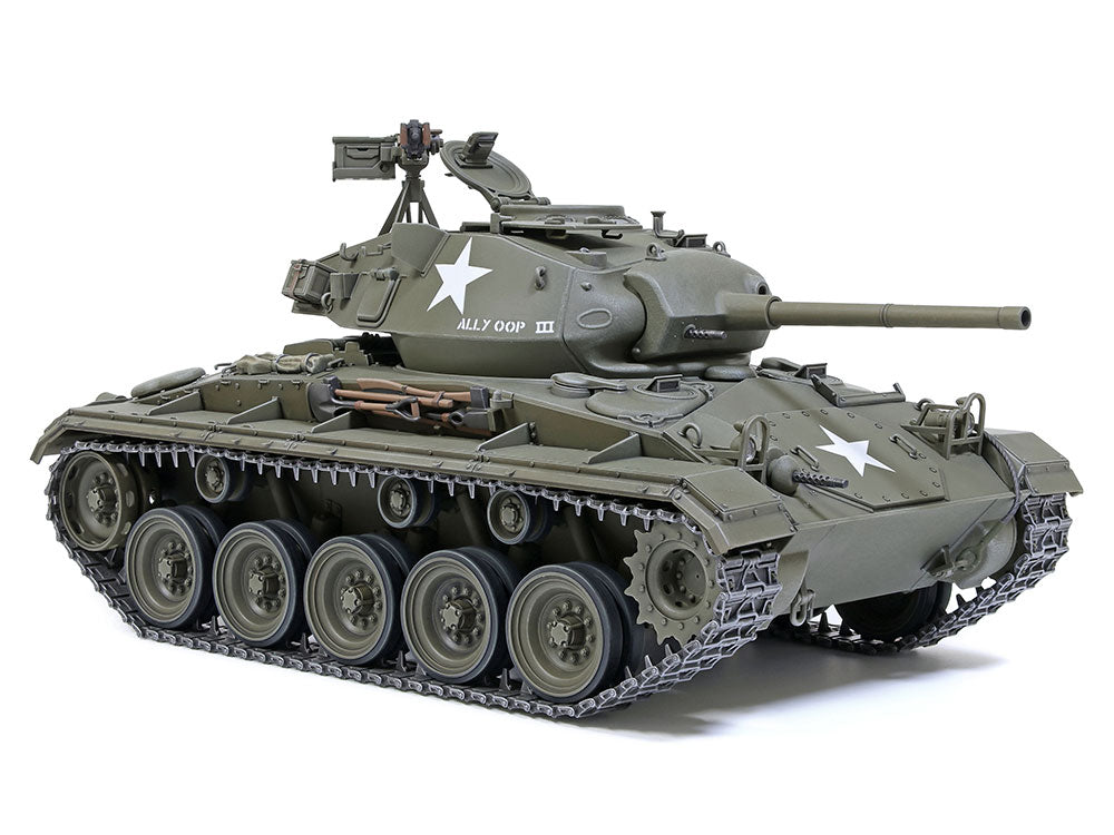 Tamiya 1/35 US Light Tank M24 Chaffee, European Theater