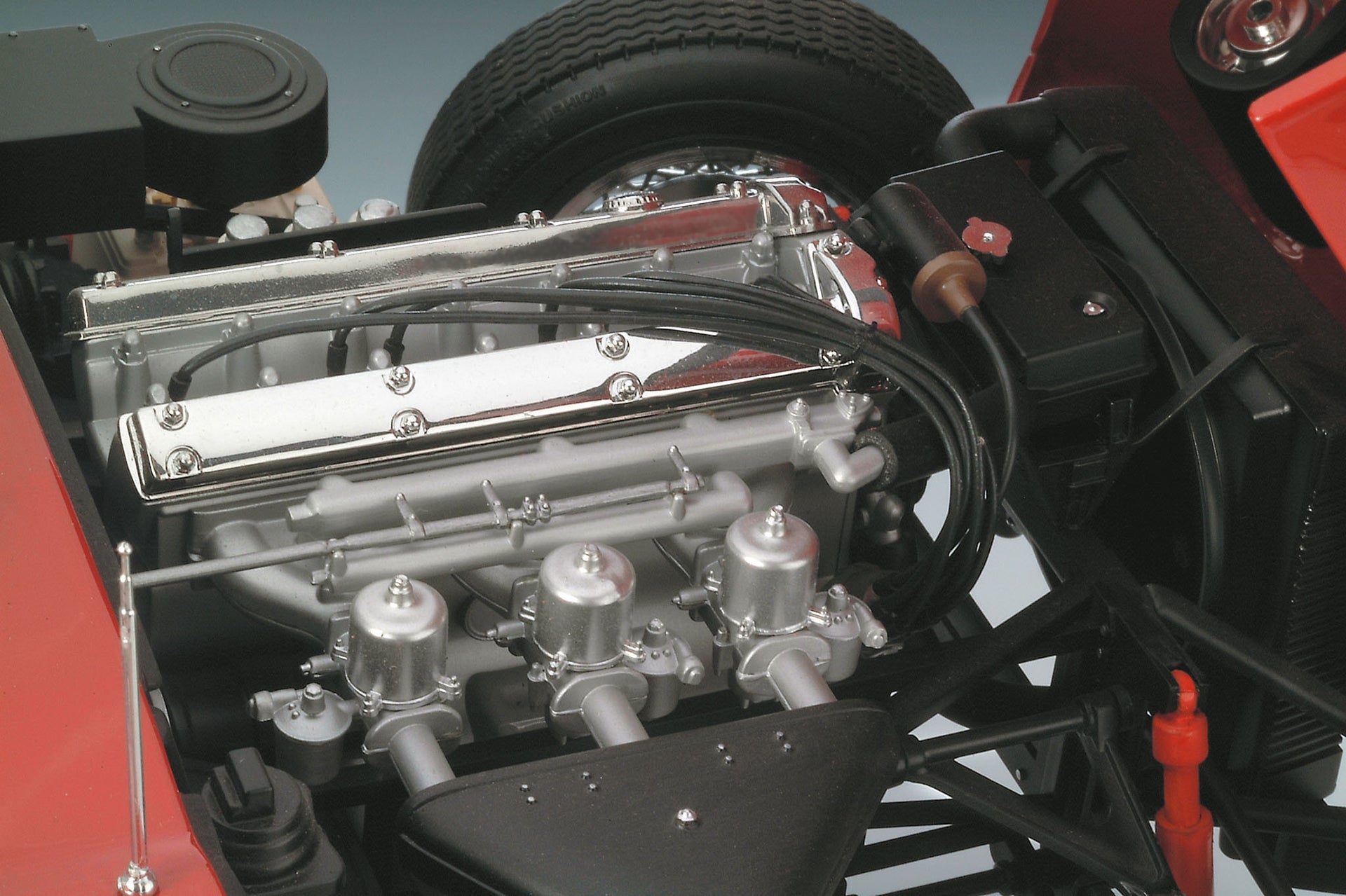 1/8 Jaguar E-Type, Limited Edition - Hobby Sense
