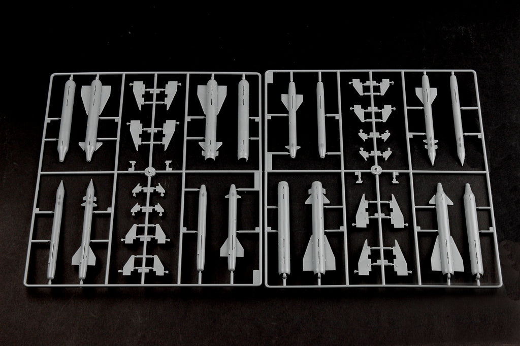 1/32 Su-25UB Frogfoot B - Hobby Sense