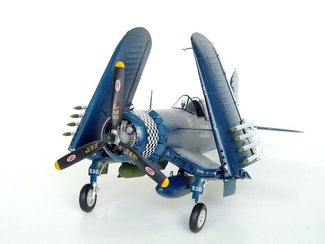 1/32 Vought F4U1D Corsair - Hobby Sense