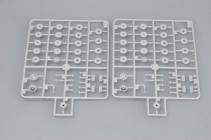 1/72 German Sd.Kfz. 182 King Tiger (Henschel turret) - Hobby Sense