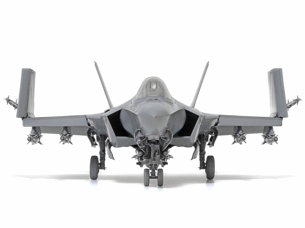 1/48 Lockheed Martin F35C Lightning II - Hobby Sense