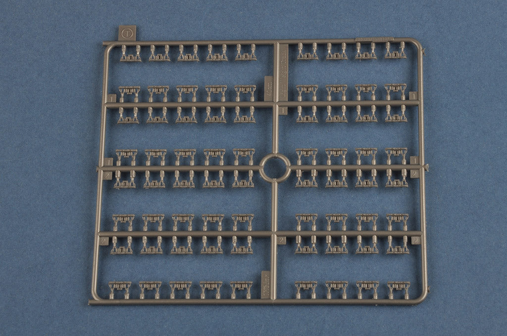 1/35 German Pz.Kpfw.III/IV auf Einheitsfahrgestell (Small Turret) - Hobby Sense