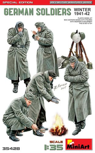 1/35 German Soldiers Winter 1941-42