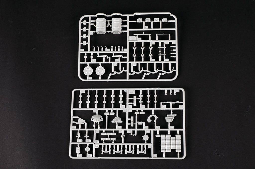 1/35 Soviet T72 Ural with Kontakt-1 Reactive Armor - Hobby Sense