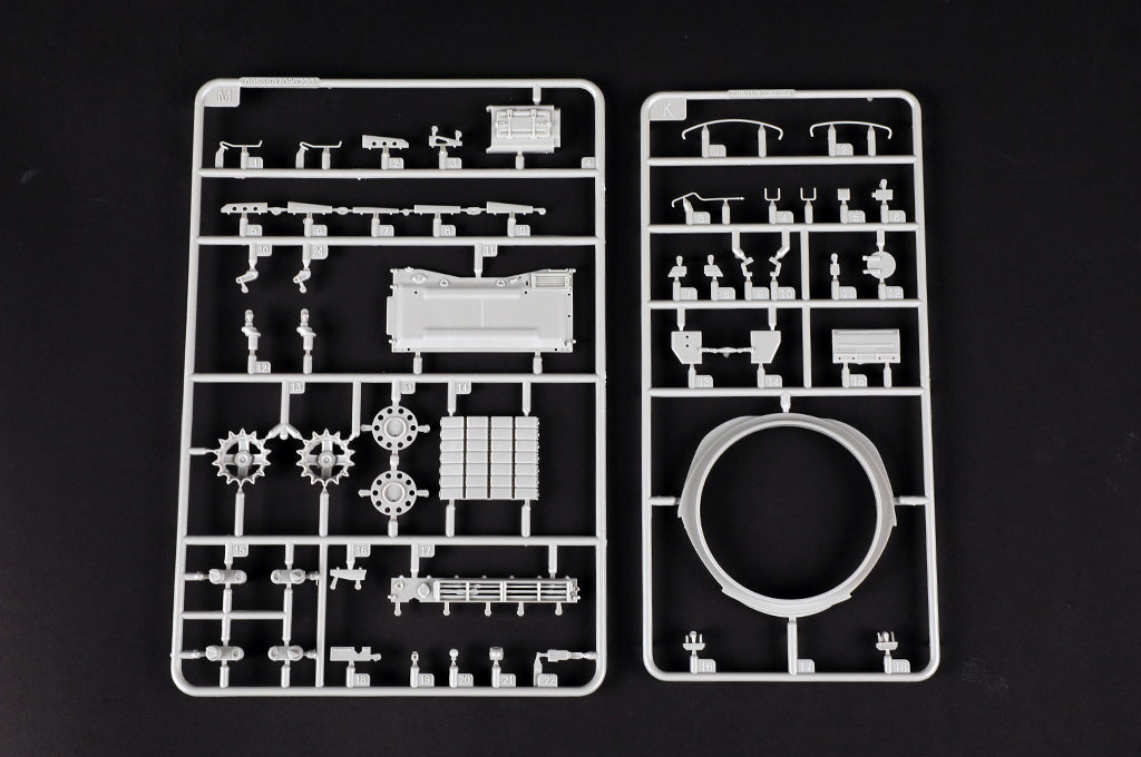 1/35 Soviet T72 Ural with Kontakt-1 Reactive Armor - Hobby Sense