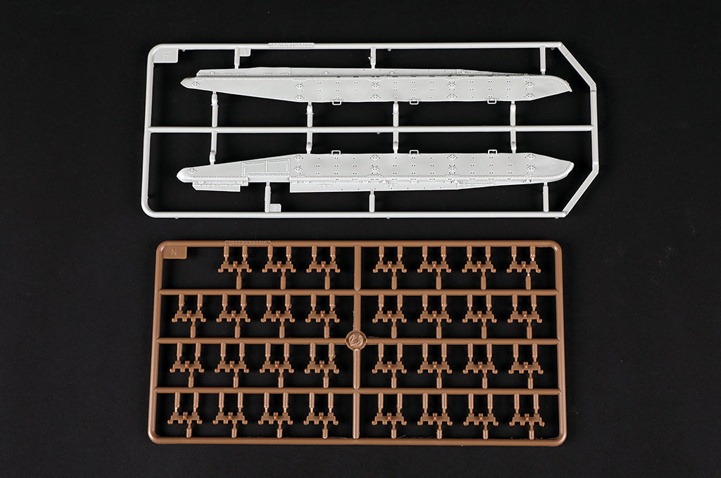 1/35 Soviet T72 Ural with Kontakt-1 Reactive Armor - Hobby Sense