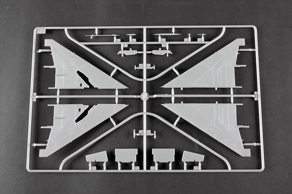 1/48 JJ 7A Trainer - Hobby Sense