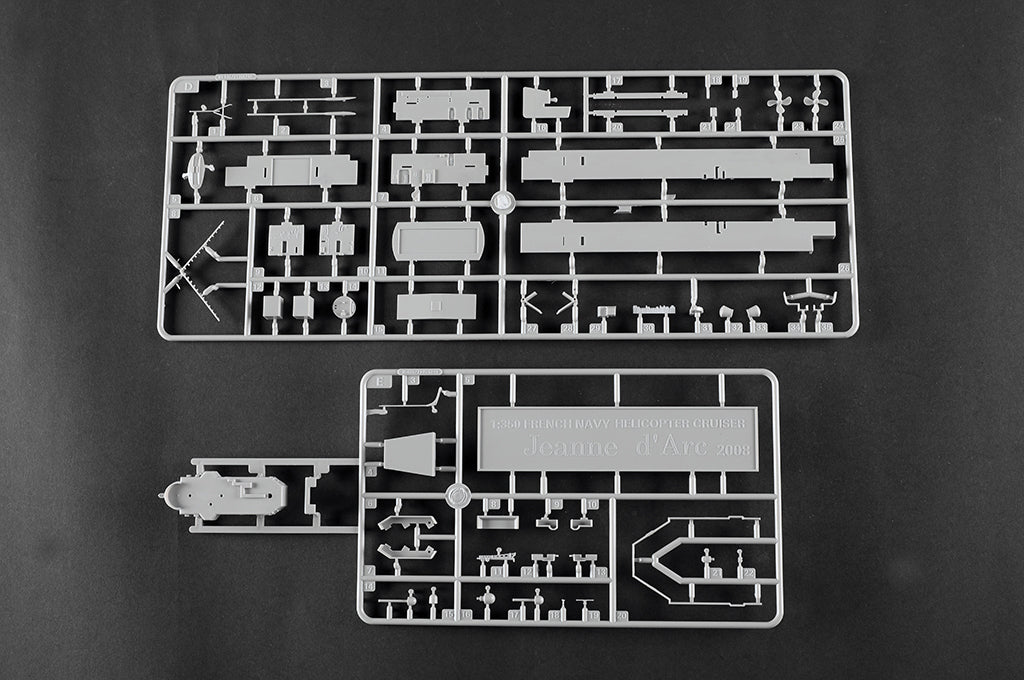 1/350 French Navy Helicopter Cruiser Jeanne d’Arc - Hobby Sense