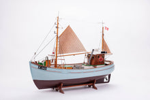 1/33 Fishing Boat Mary Ann