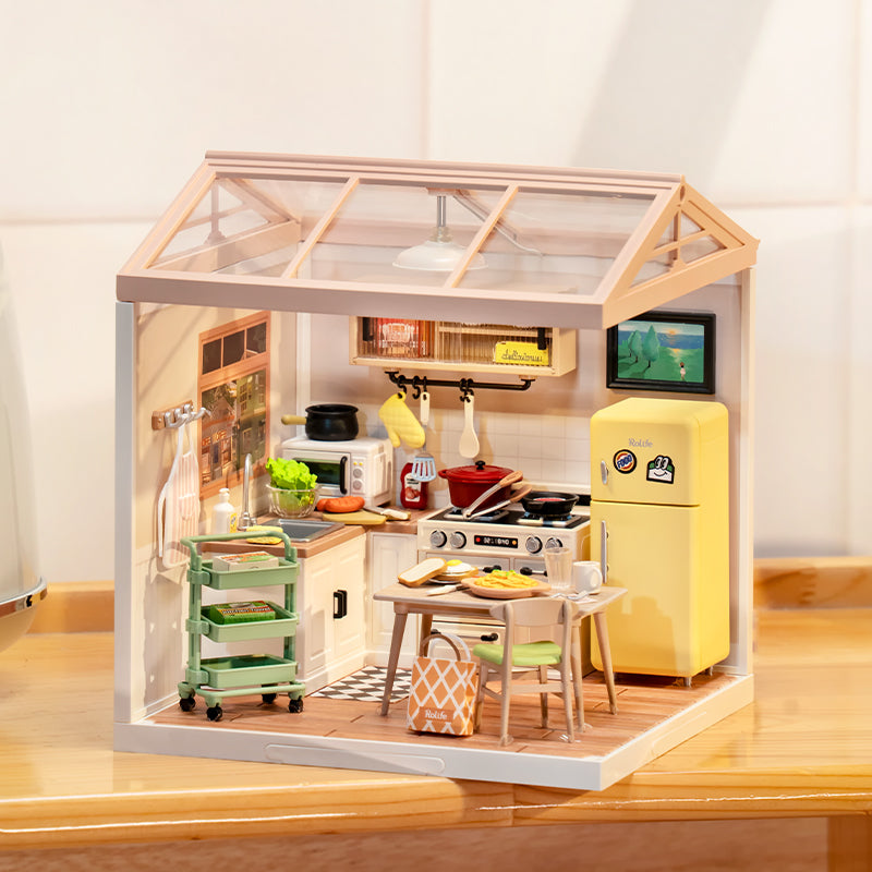 Happy Meals Kitchen (Plastic) - Hobby Sense