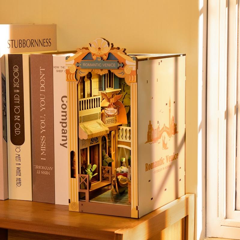 Romantic Venice Book Nook - Hobby Sense