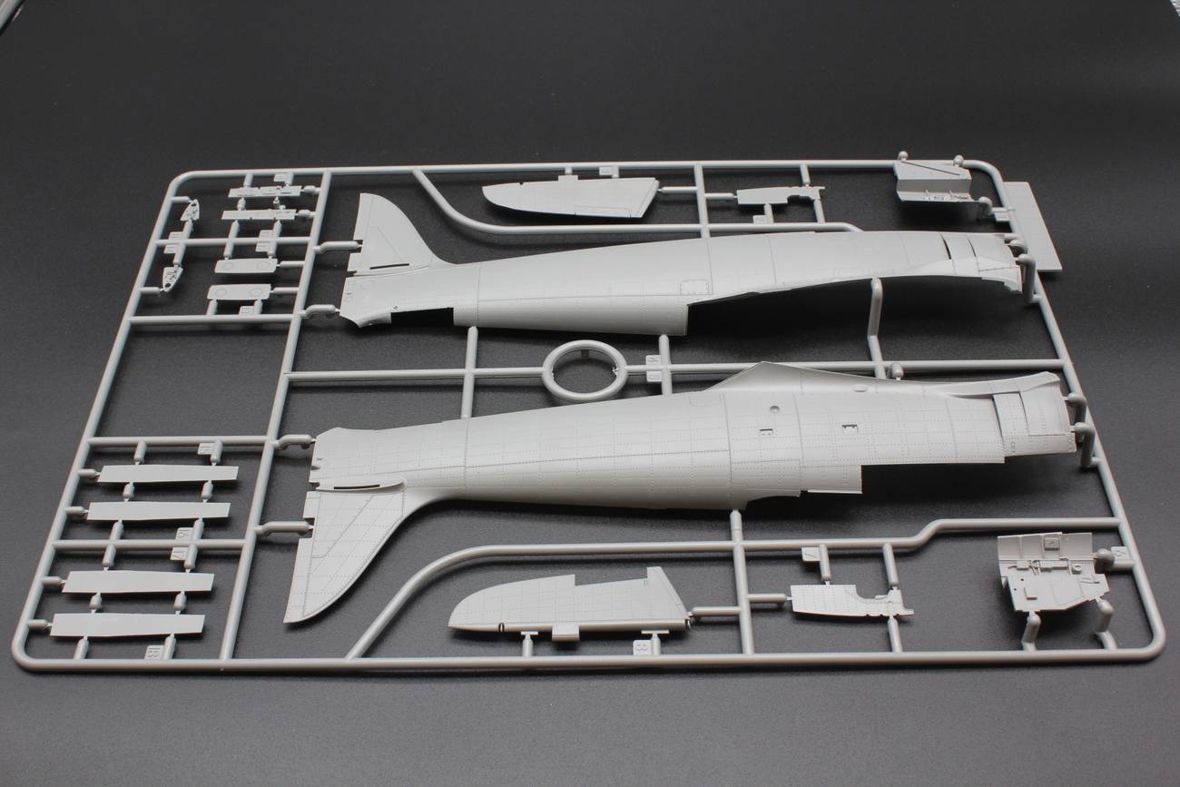 DBMK 1/32 Hawker Sea Fury FB.11 w/Canadian Markings