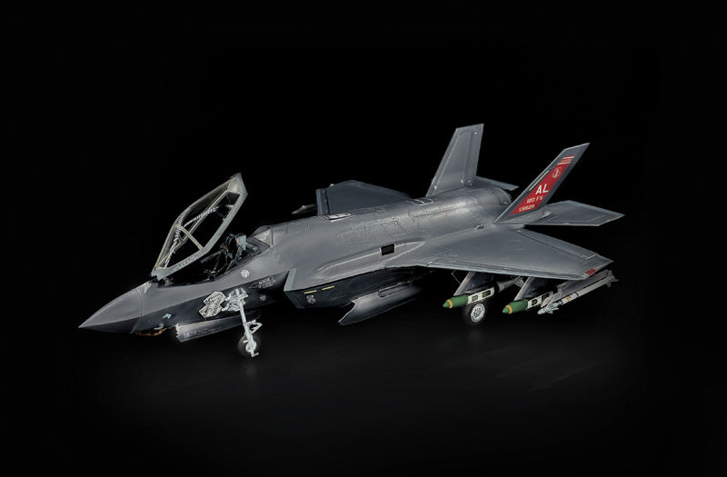 Italeri 1/48 F35A Lighting II Beast Mode - Hobby Sense