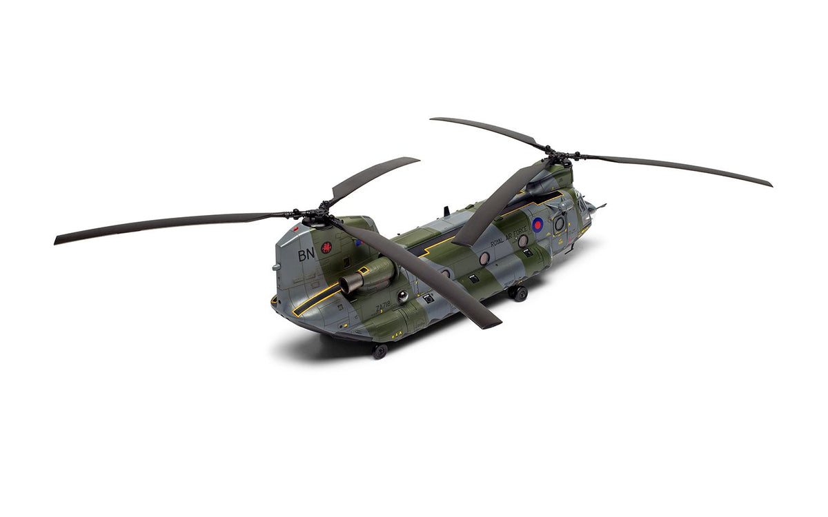 1/72 Boeing Chinook HC.1 - Hobby Sense