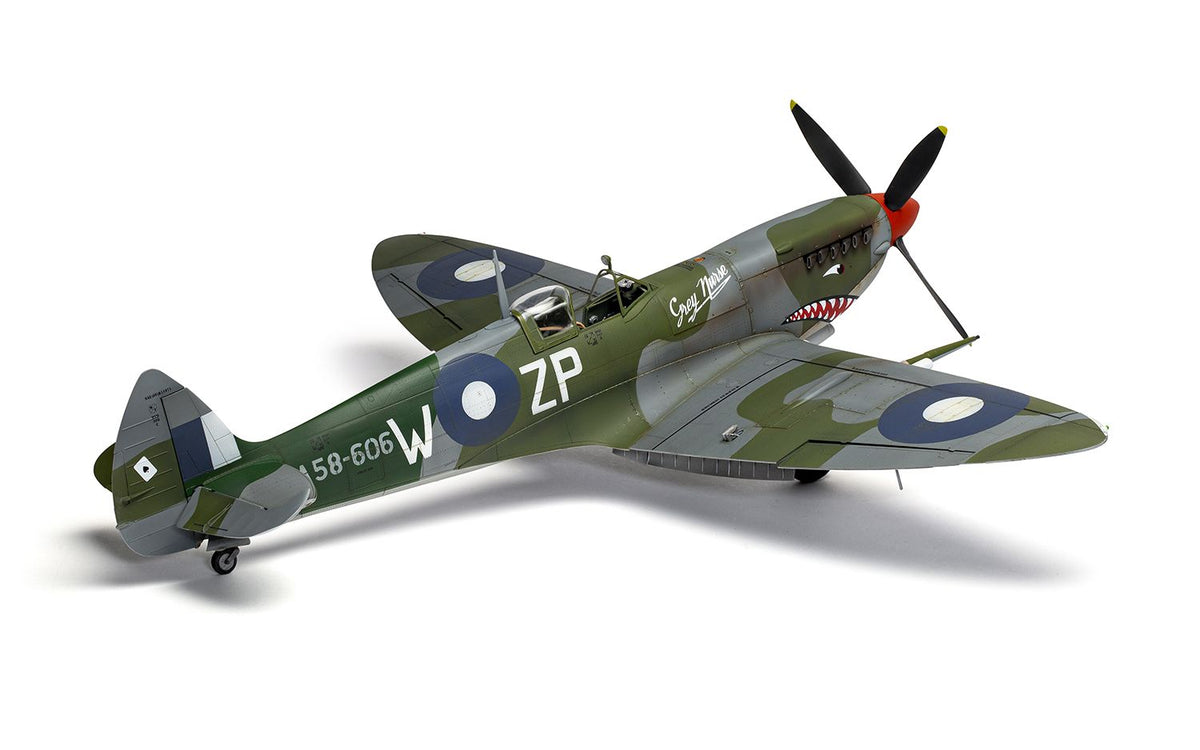 1/24 Supermarine Spitfire Mk.VIII - Hobby Sense