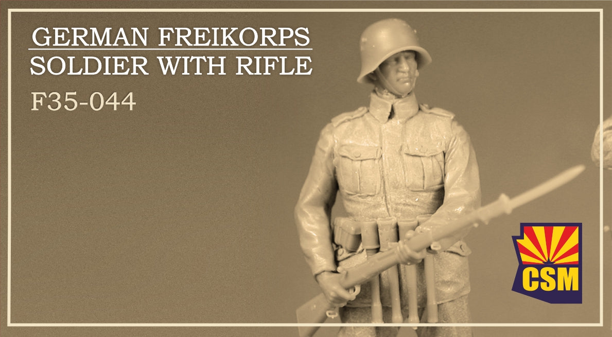 1/35 German Freikorps soldier with Rifle, resin - Hobby Sense
