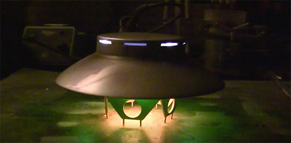 Lighting kit for The INVADERS UFO by ATLANTIS - Hobby Sense