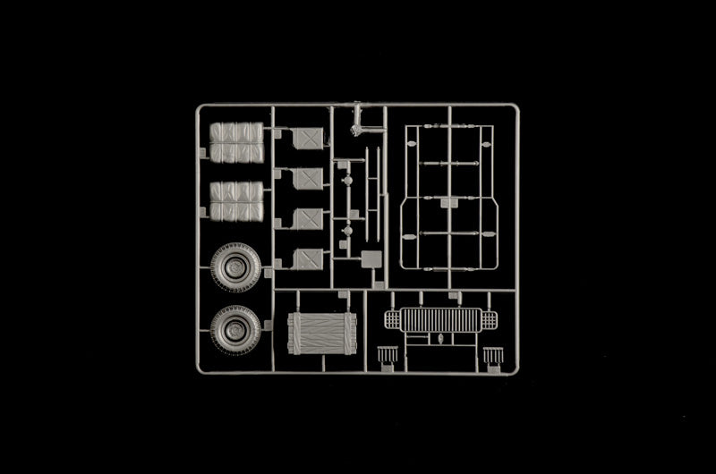 Italeri 1/24 Toyota Land Cruiser Safari - Hobby Sense