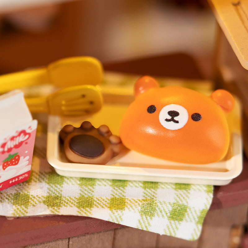 Teddy’s Breadbox DIY Miniature House - Hobby Sense