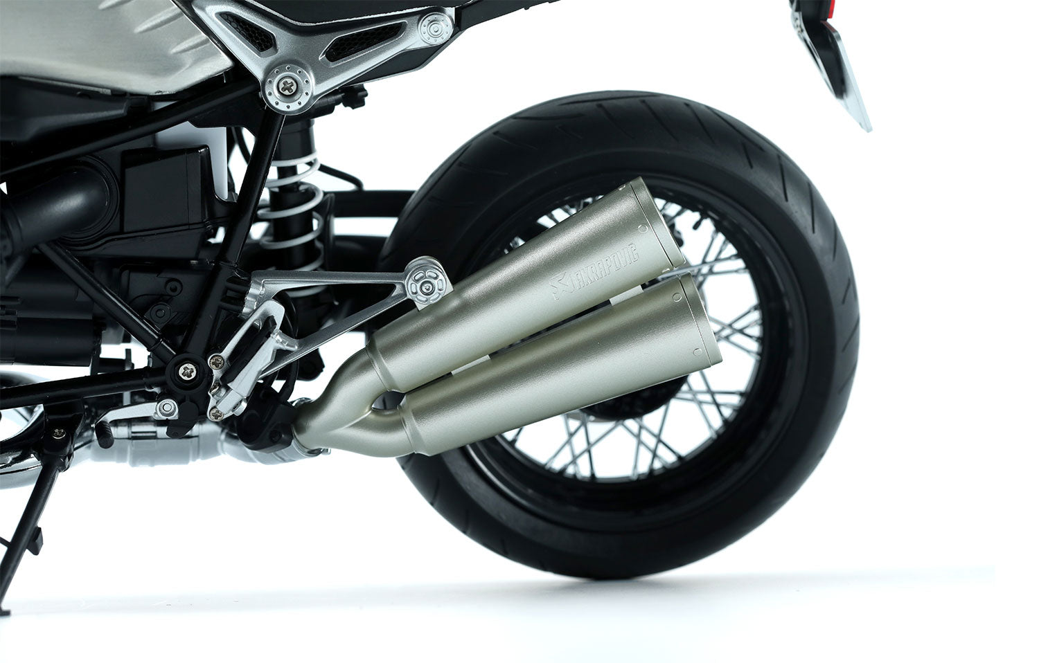 1/9 BMW R nineT (Pre-colored Edition) - Hobby Sense