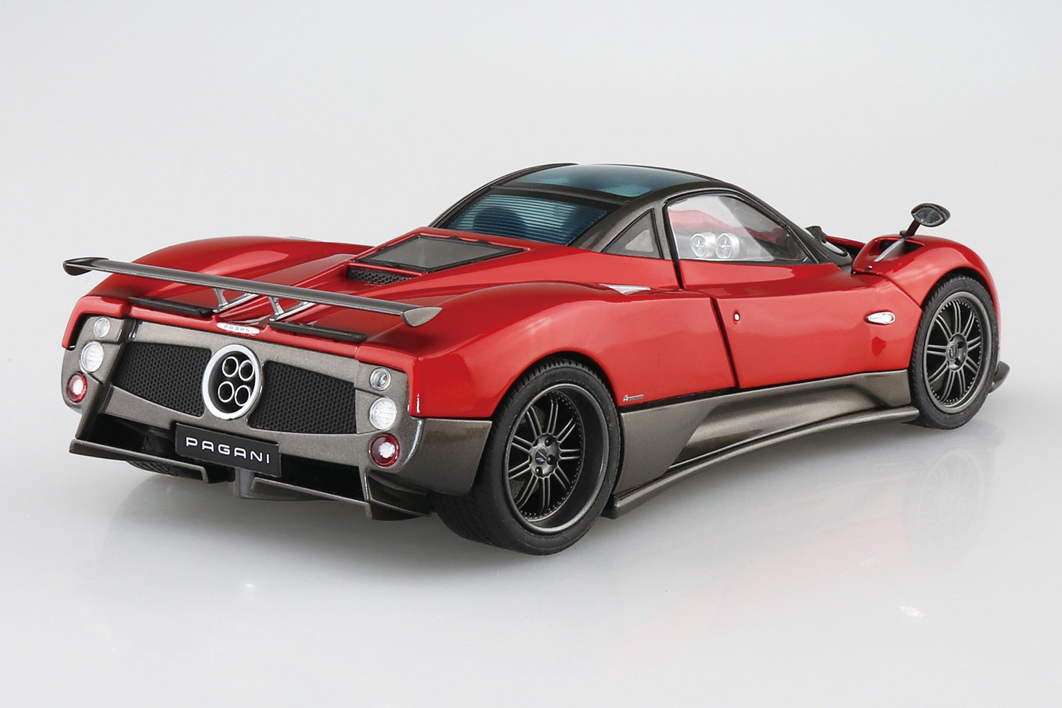 1/24 '05 Pagani Zonda F - Hobby Sense