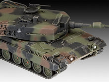1/72 SLT 50-3 Elefant and Leopard 2A4 - Hobby Sense
