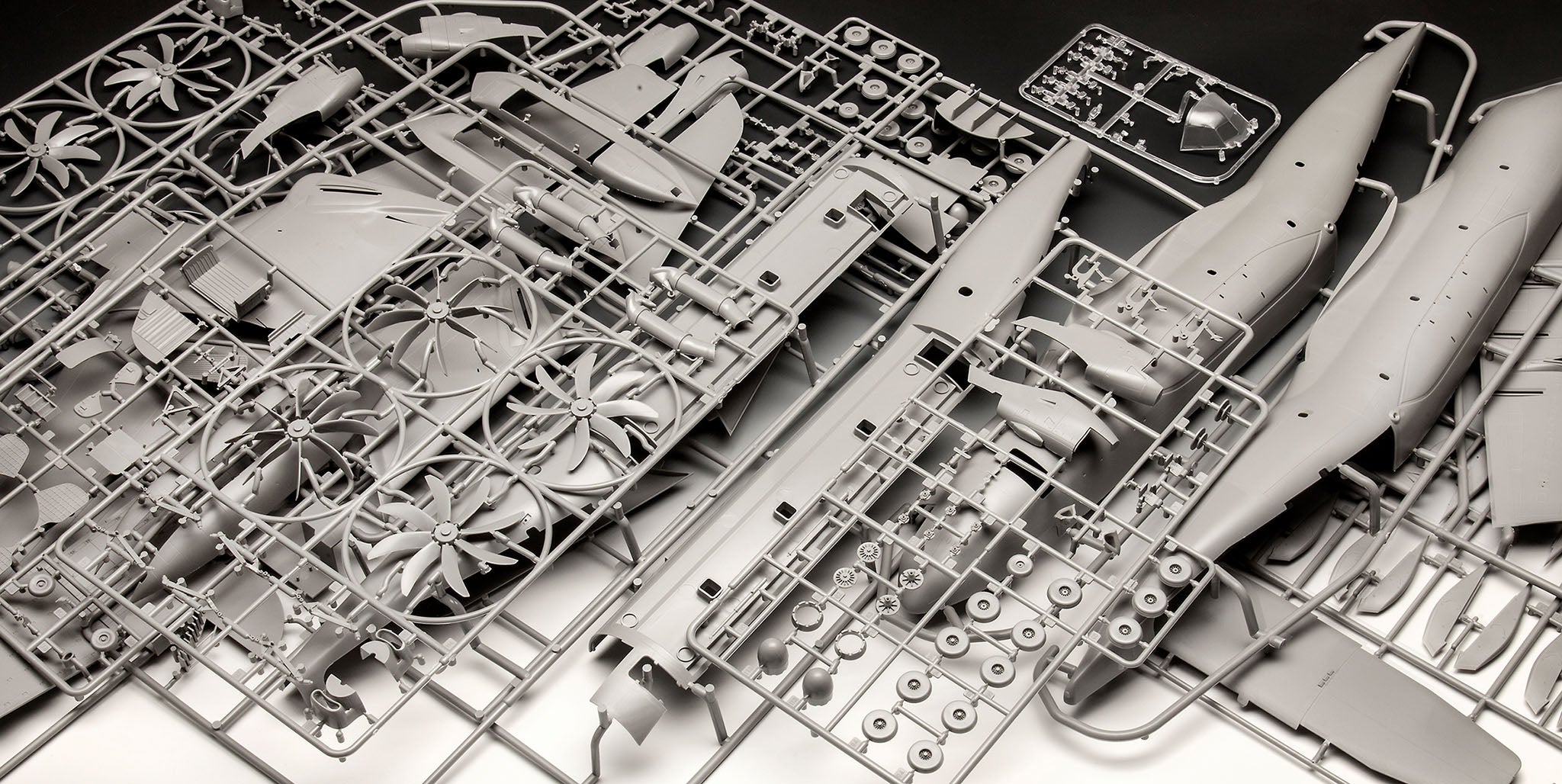 1/72 Airbus A400M Atlas RAF - Hobby Sense