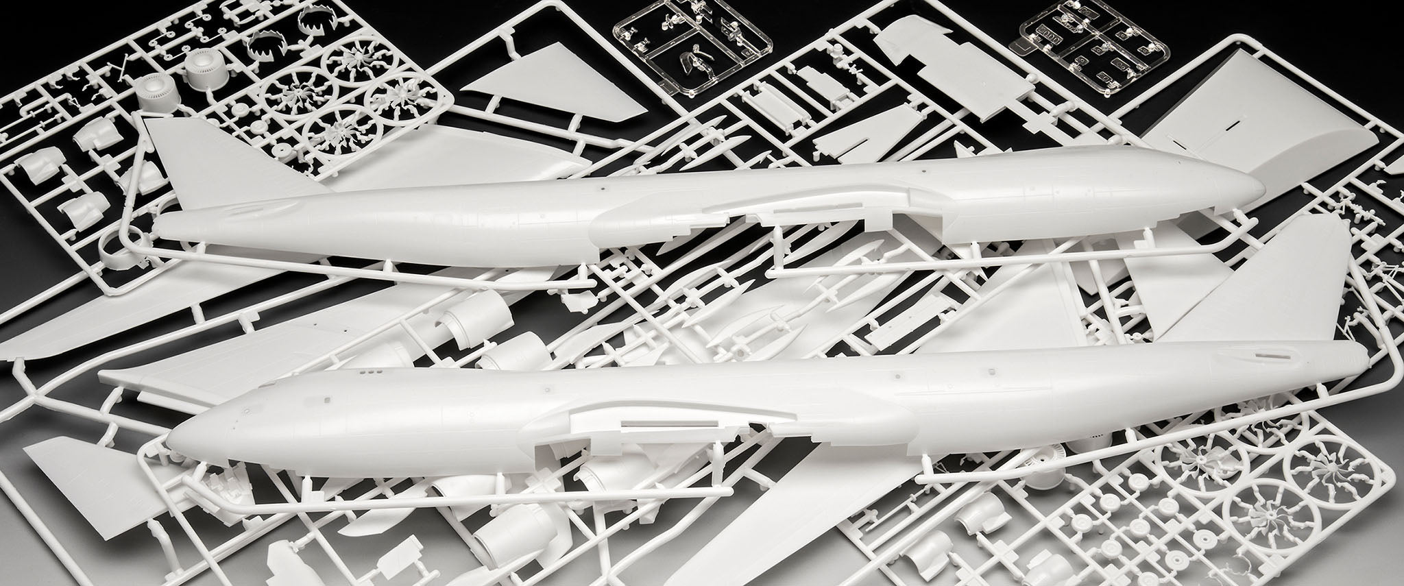 1/144 Boeing 747-8F Cargolux LX-VCF 