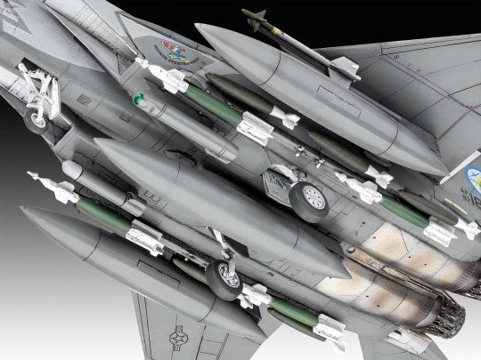 1/72 F-15-E Strike Eagle - Hobby Sense