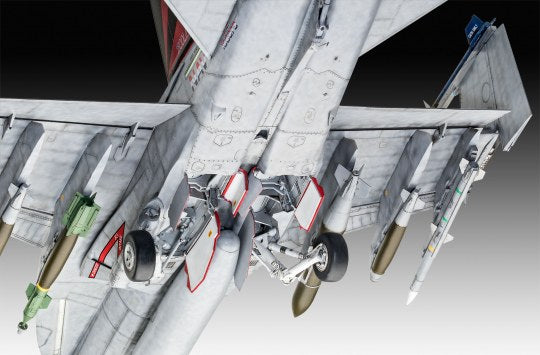 1/32 FA 18F Super Hornet - Hobby Sense