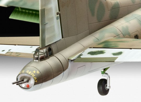 1/72 B-17F Memphis Belle - Hobby Sense