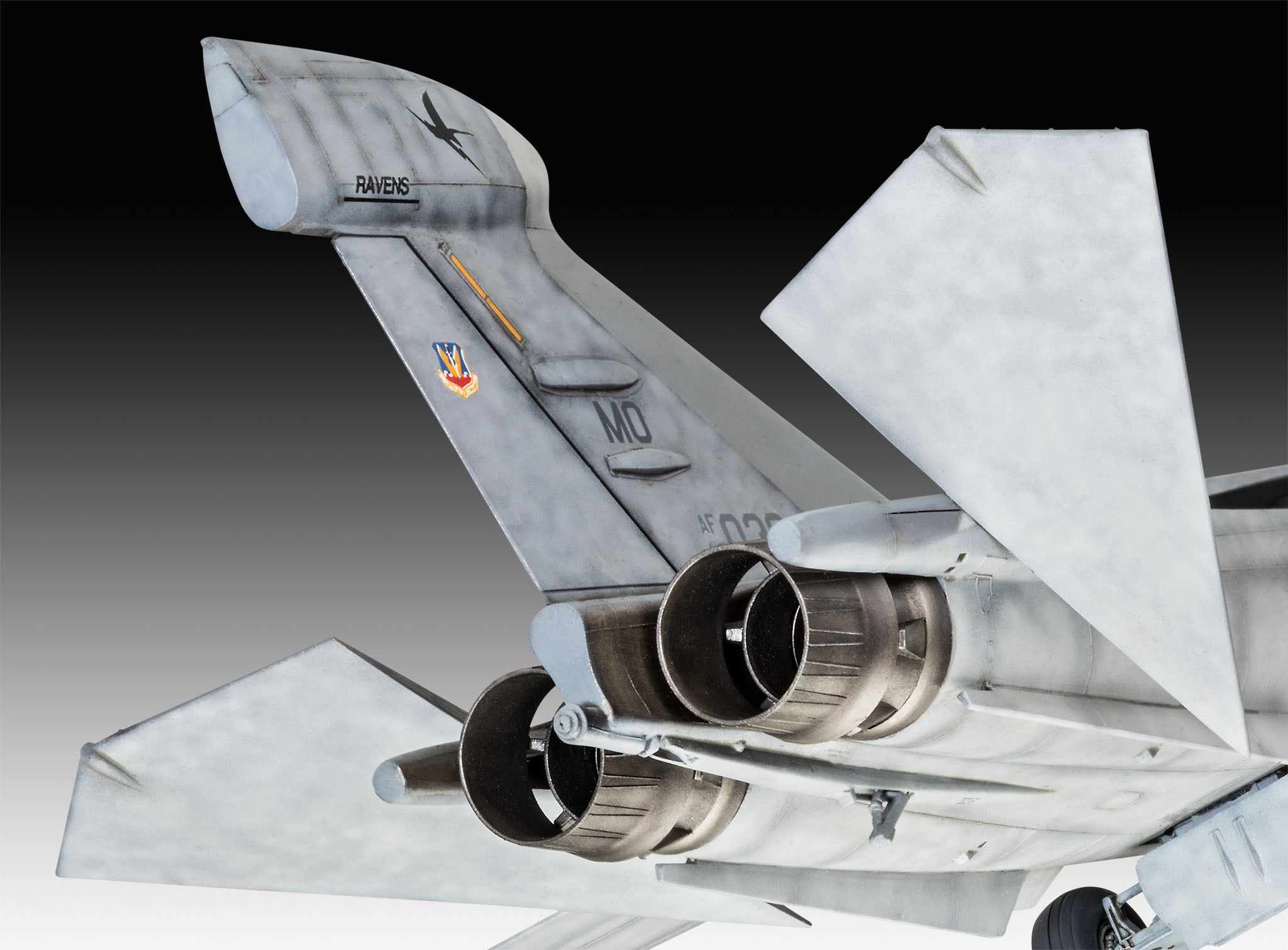1/72 EF111A Raven - Hobby Sense