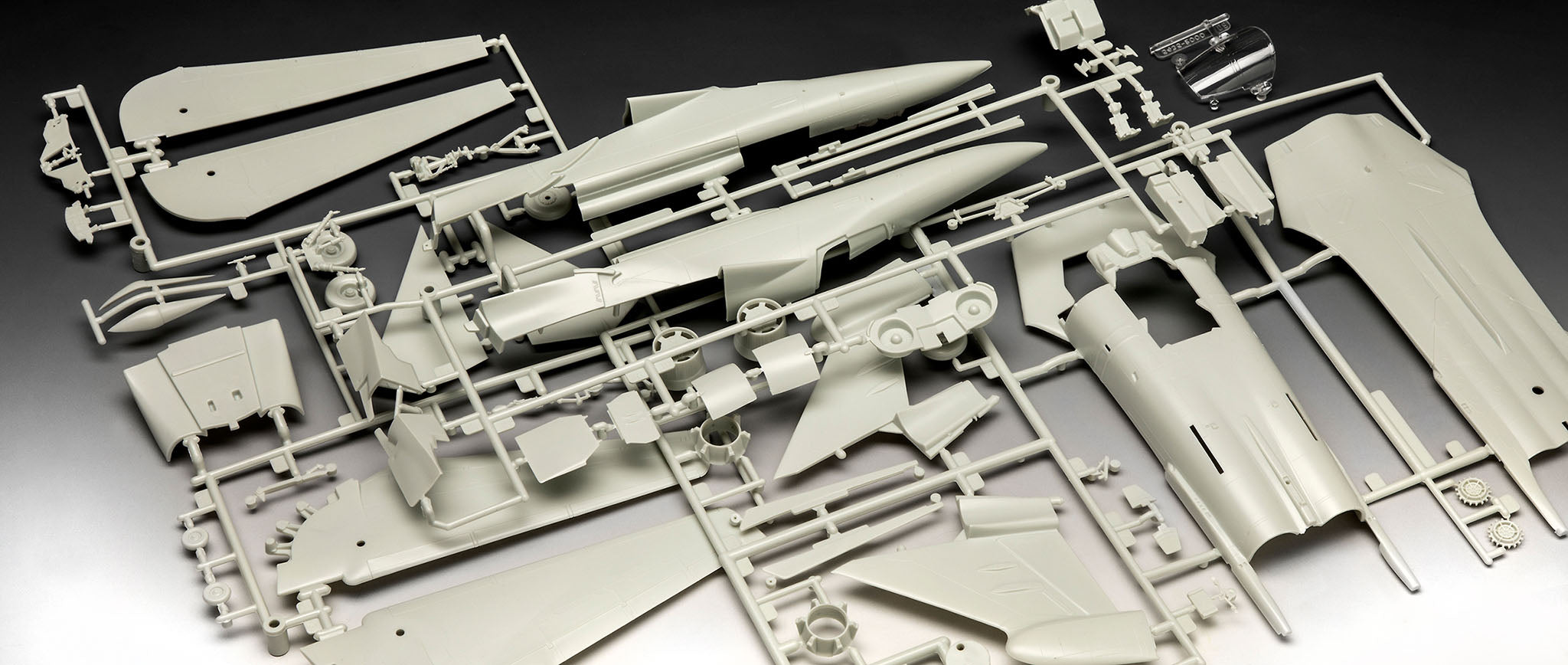1/72 EF111A Raven - Hobby Sense