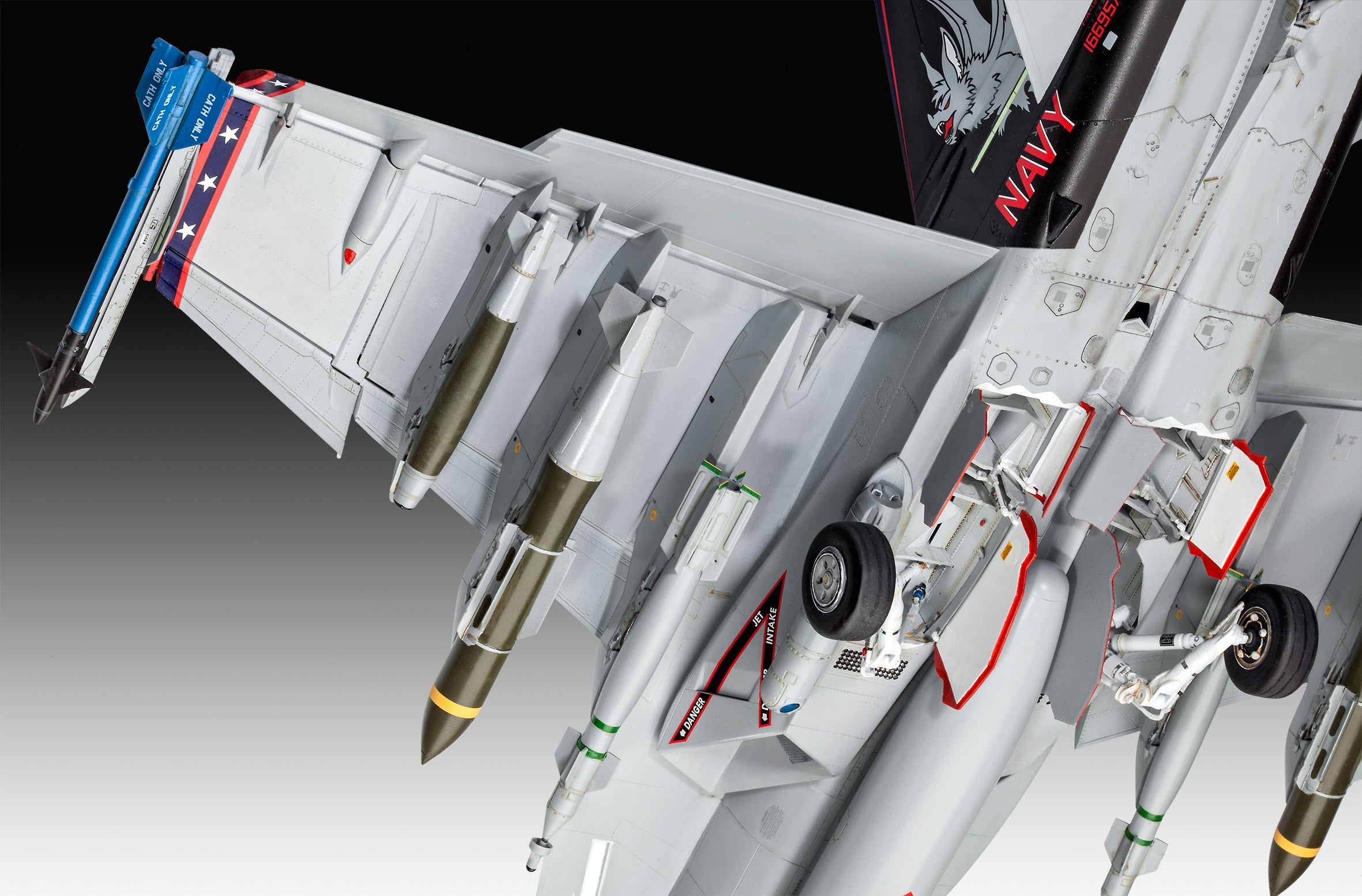 1/32 F/A-18E Super Hornet - Hobby Sense