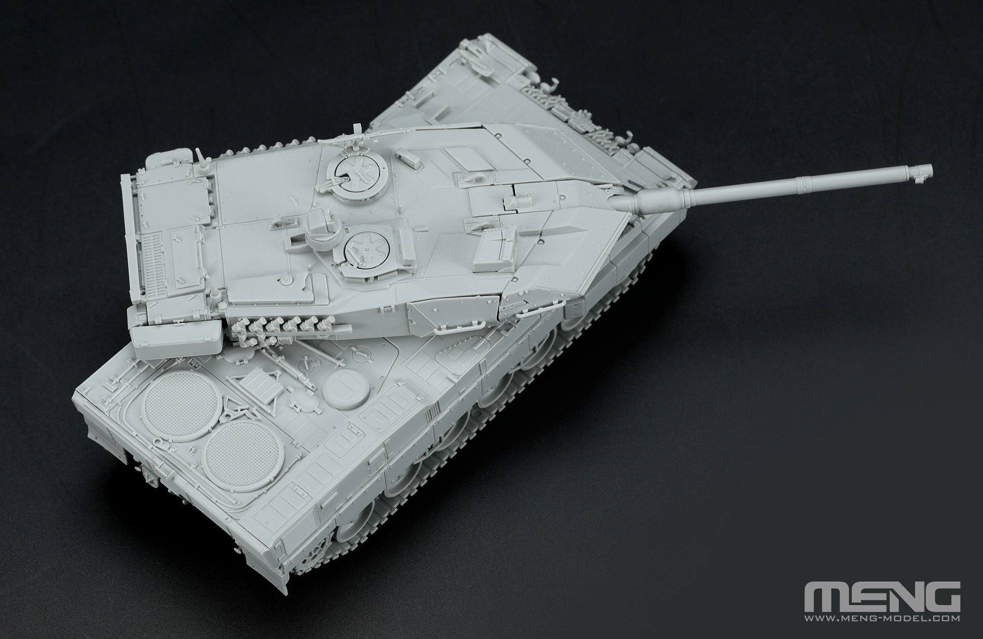 1/72 German Main Battle Tank Leopard 2 A7 - Hobby Sense