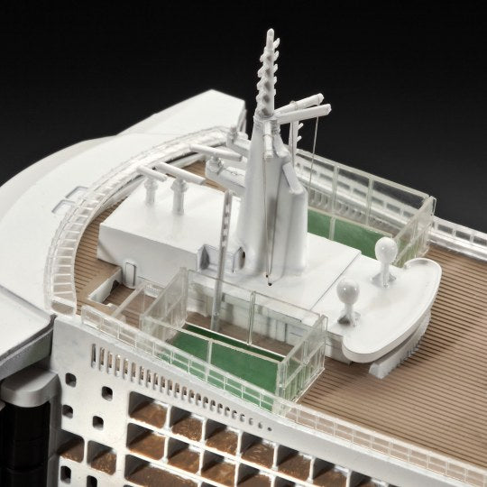 1/700 Queen Mary 2 - Hobby Sense