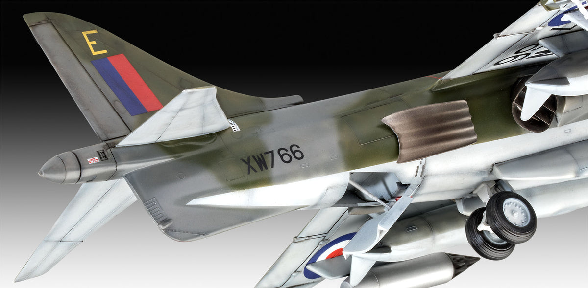 1/32 Harrier GR.1 - Hobby Sense