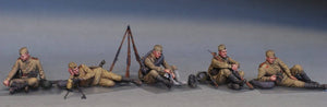 1/35 Soviet Soldiers Taking a Break - Hobby Sense