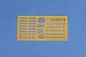 1/700 Soviet Aircraft Carrier Baku - Hobby Sense