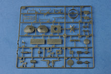 1/35 Soviet T35 Heavy Tank Early - Hobby Sense