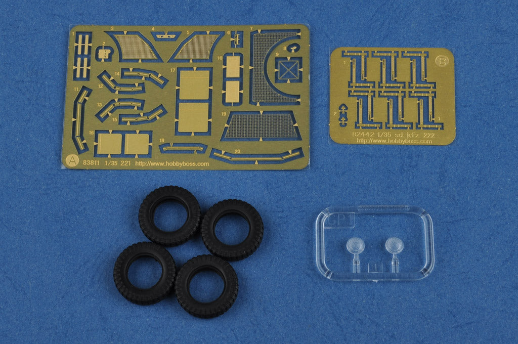 1/35 German Sd.Kfz.221 Leichter Panzerspahwagen (3rd Series) - Hobby Sense