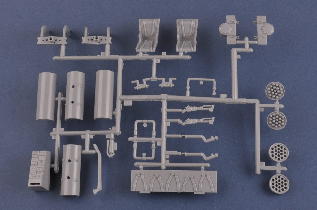 1/18 UH1 Huey B - Hobby Sense